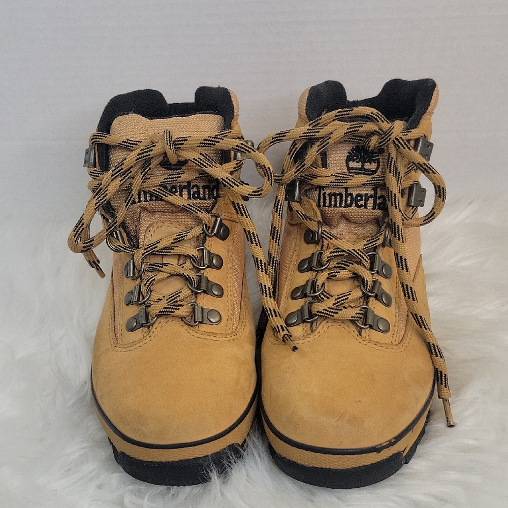 Timberland Women's Wheat Color Waterproof Hiking Boots Size 7
